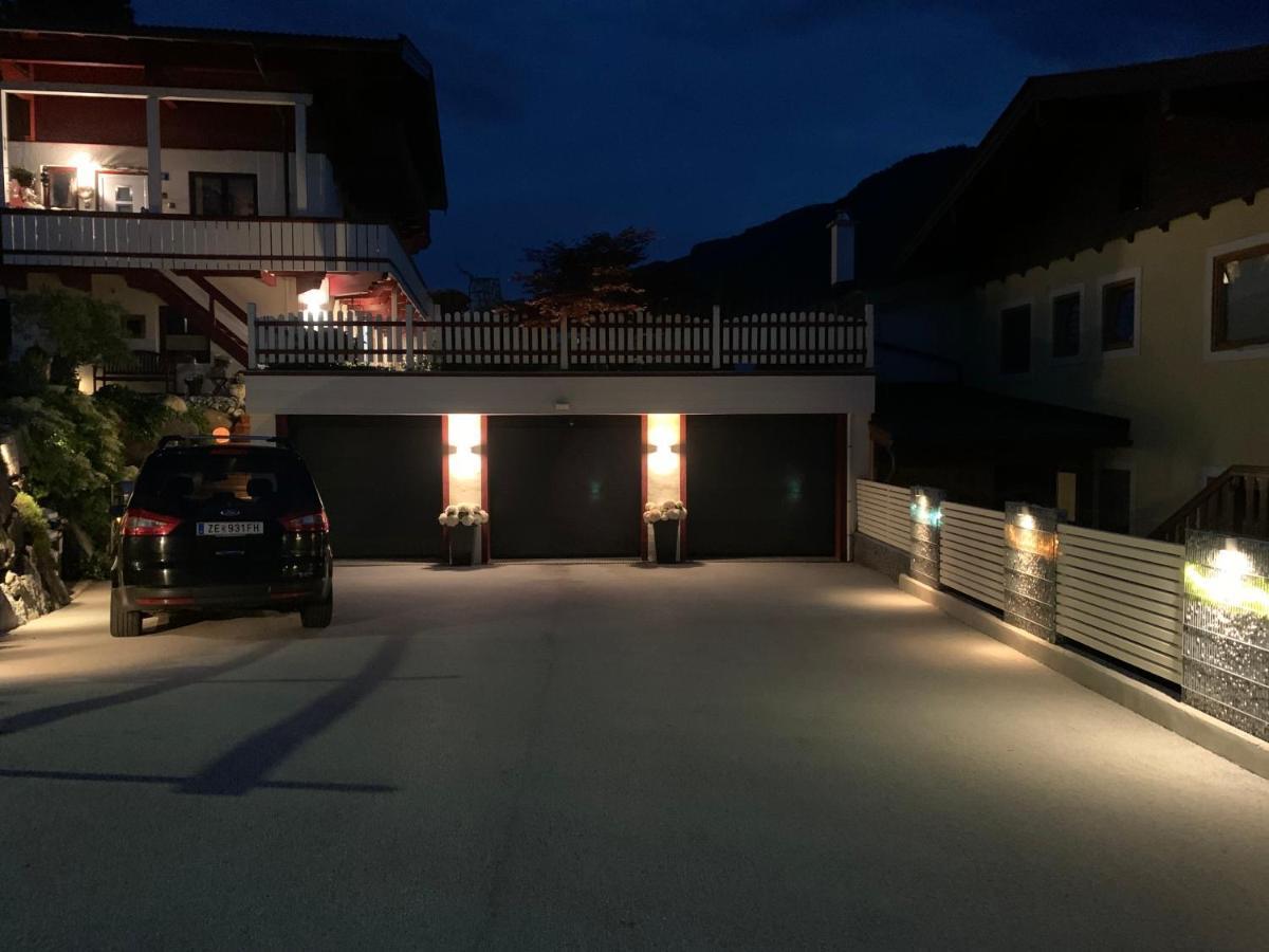 Appartement Holiday ไมส์โฮเฟิน ภายนอก รูปภาพ