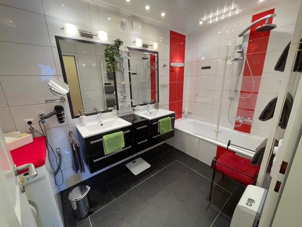 Appartement Holiday ไมส์โฮเฟิน ภายนอก รูปภาพ