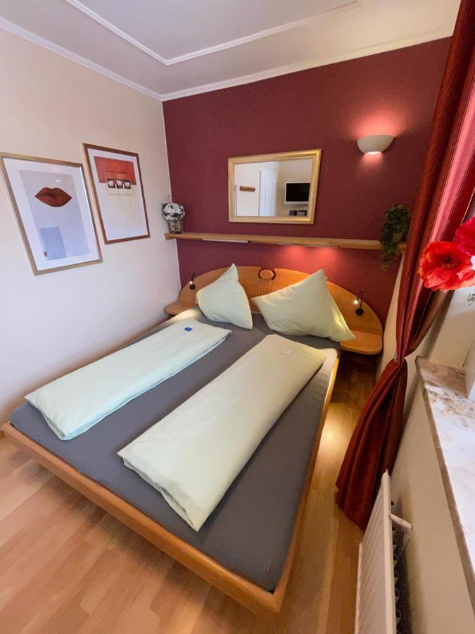Appartement Holiday ไมส์โฮเฟิน ภายนอก รูปภาพ