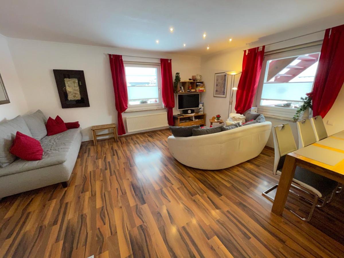 Appartement Holiday ไมส์โฮเฟิน ภายนอก รูปภาพ